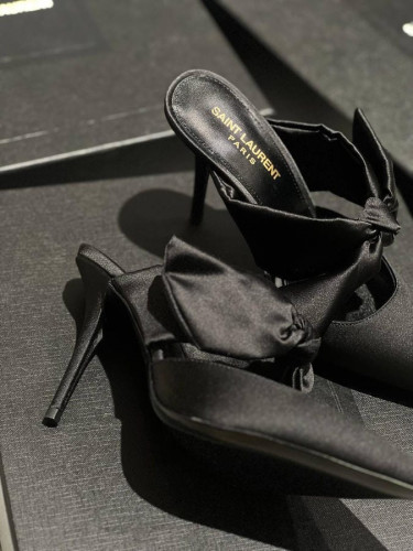 Босоножки Yves Saint Laurent, 469985010