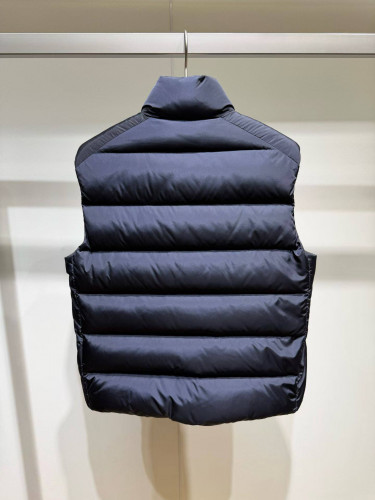 Prada жилетка мужская