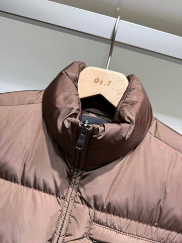 Prada жилетка мужская