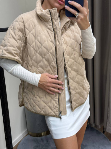 ​Жилетка Brunello Cucinelli из микровельвета с утеплением пухом