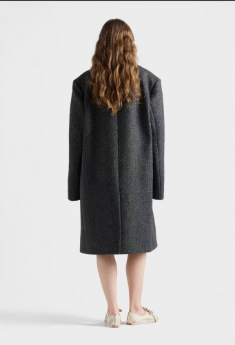 Пальто Prada серое
