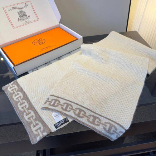 Комплект Hermes шапка и шарф