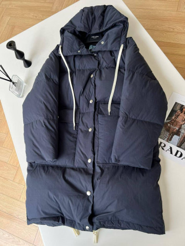 Пуховик Prada длинный
