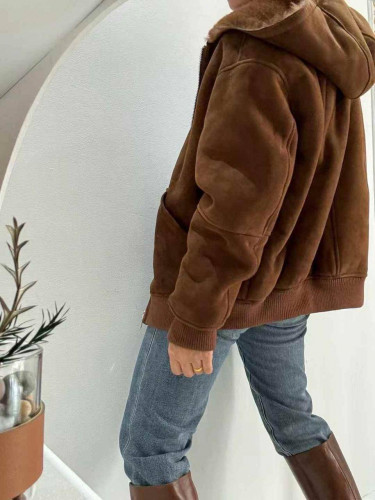 Дубленка Miu Miu коричневая на замке