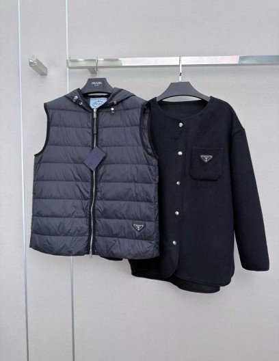 Prada пальто с жилетом