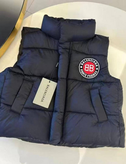 Жилет Balenciaga, 1655005209