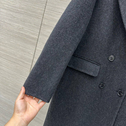 Prada пальто серое с капюшоном