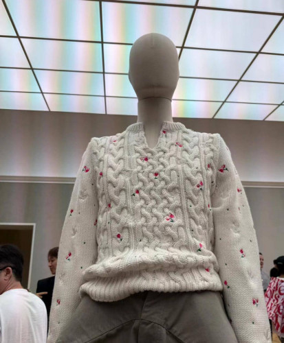 Свитер Dior женский премиум кашемир с вышивкой