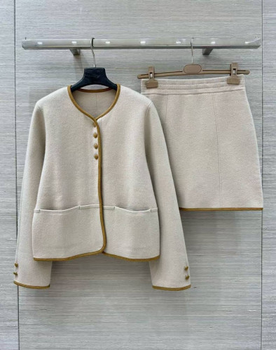 Костюм Loro Piana в двух цветах