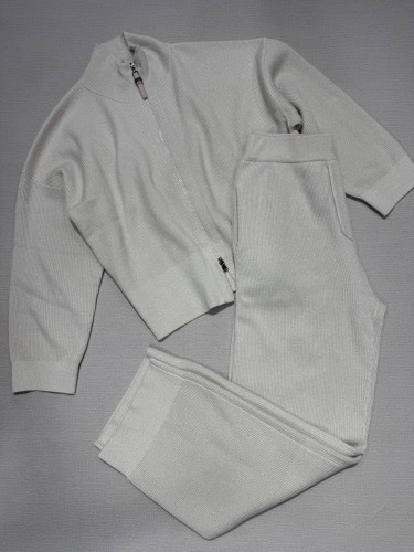 Костюмы Brunello Cucinelli снова в наличии