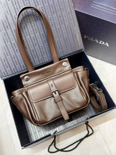 Сумка Prada