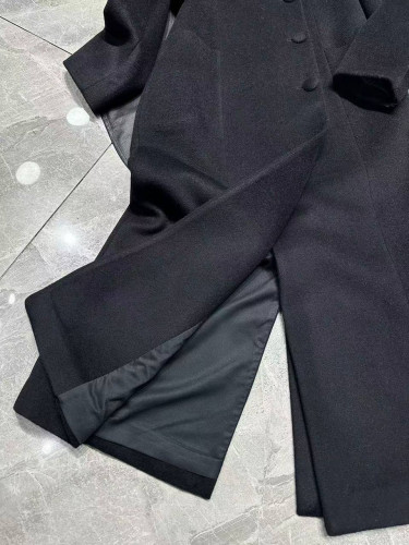 Пальто Yves Saint Laurent